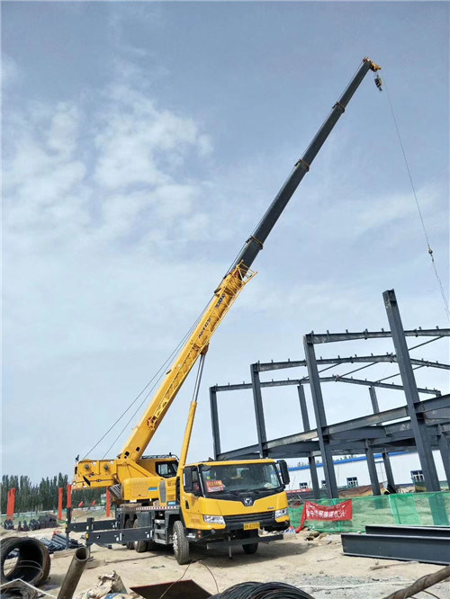 越秀区超高层建筑钢结构吊装案例